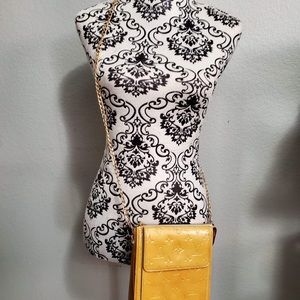 LV golden yellow vernis crossbody